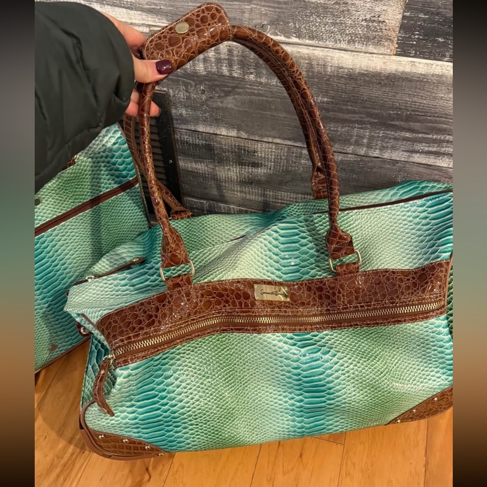 Samantha Brown Luggage set